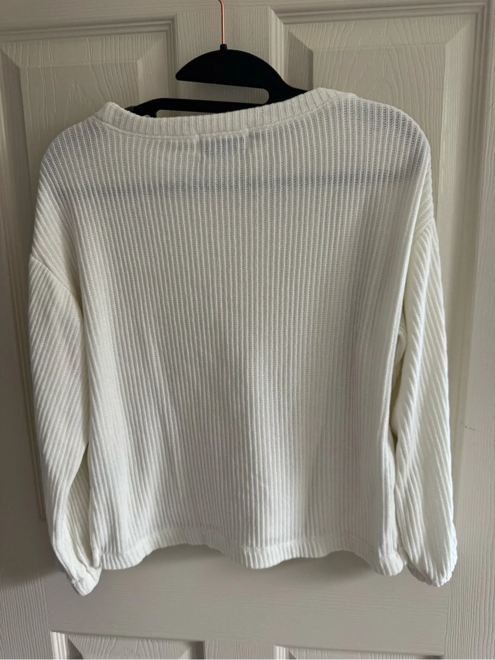 Old Navy Cream Ribbed Knit Pullover